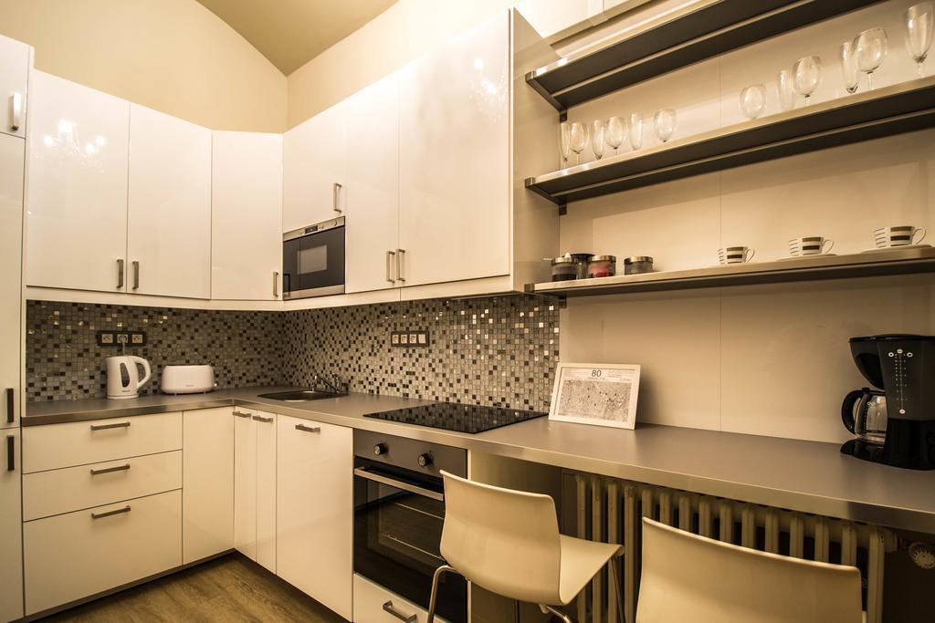 4Bdr Historical Spirit Apt By Ruterra Praag Buitenkant foto